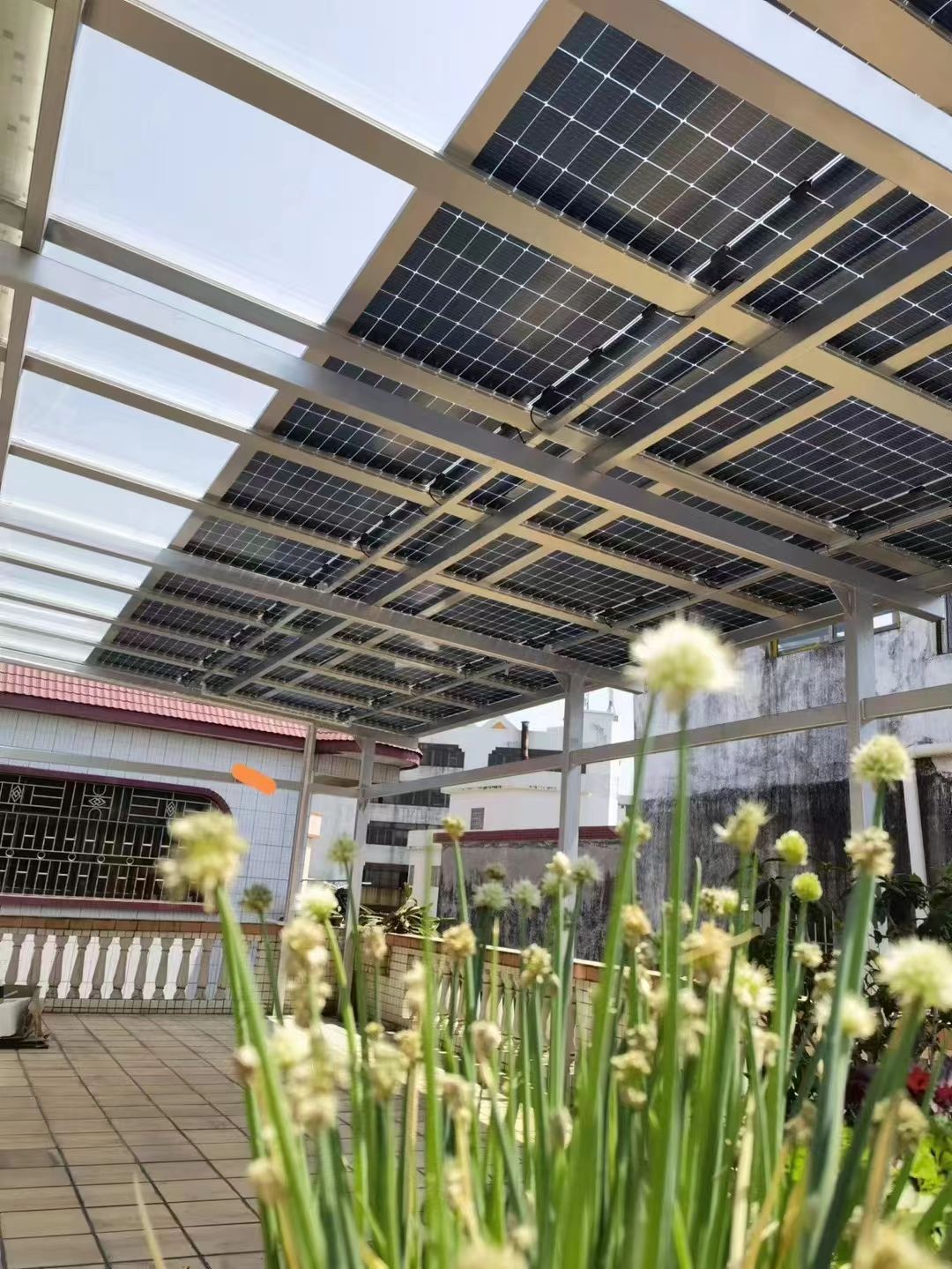 玉环别墅家用屋顶太阳能发电系统安装